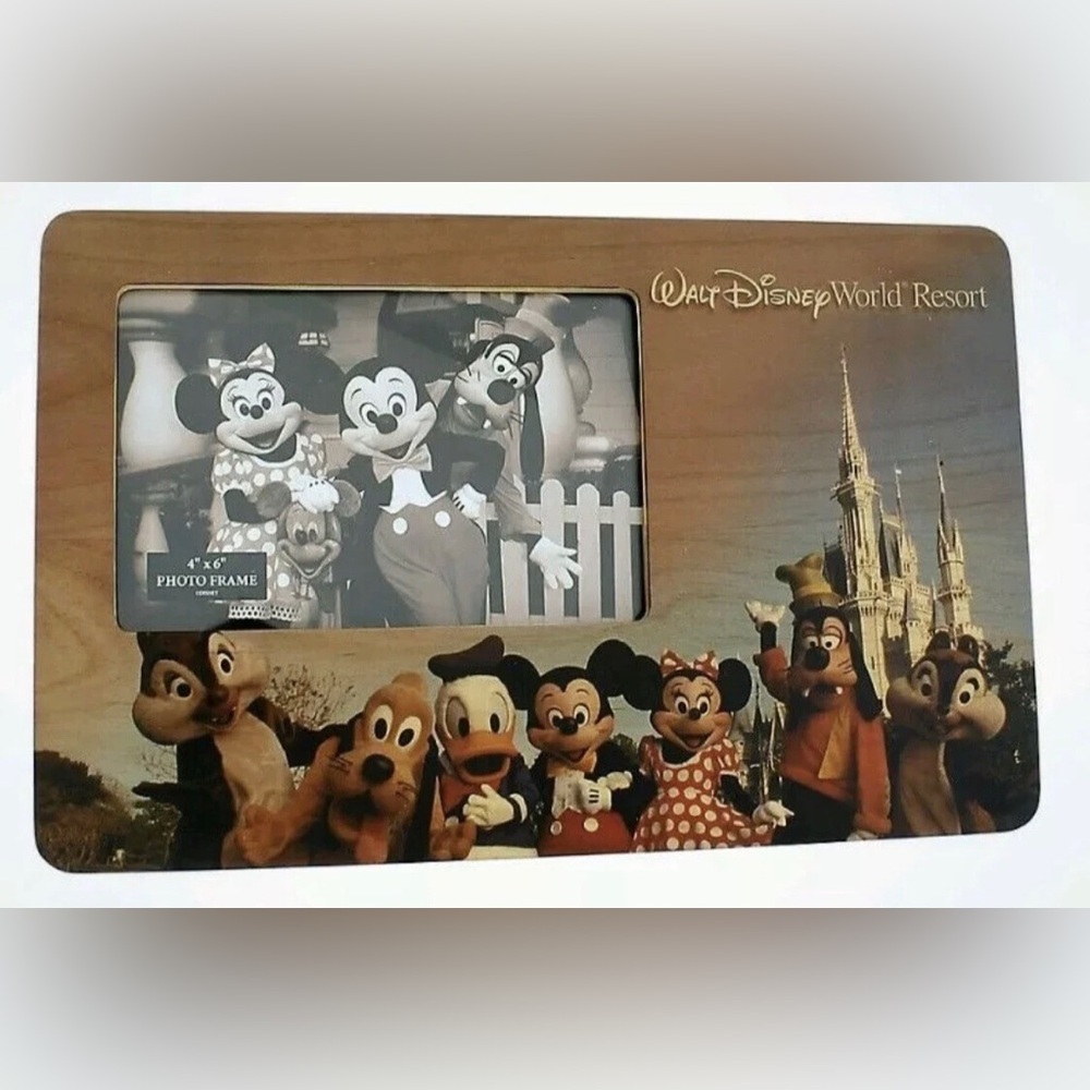Disney Mickey Mouse & Friends Wooden Picture Frame 4X6 WDW Resort New In Box
